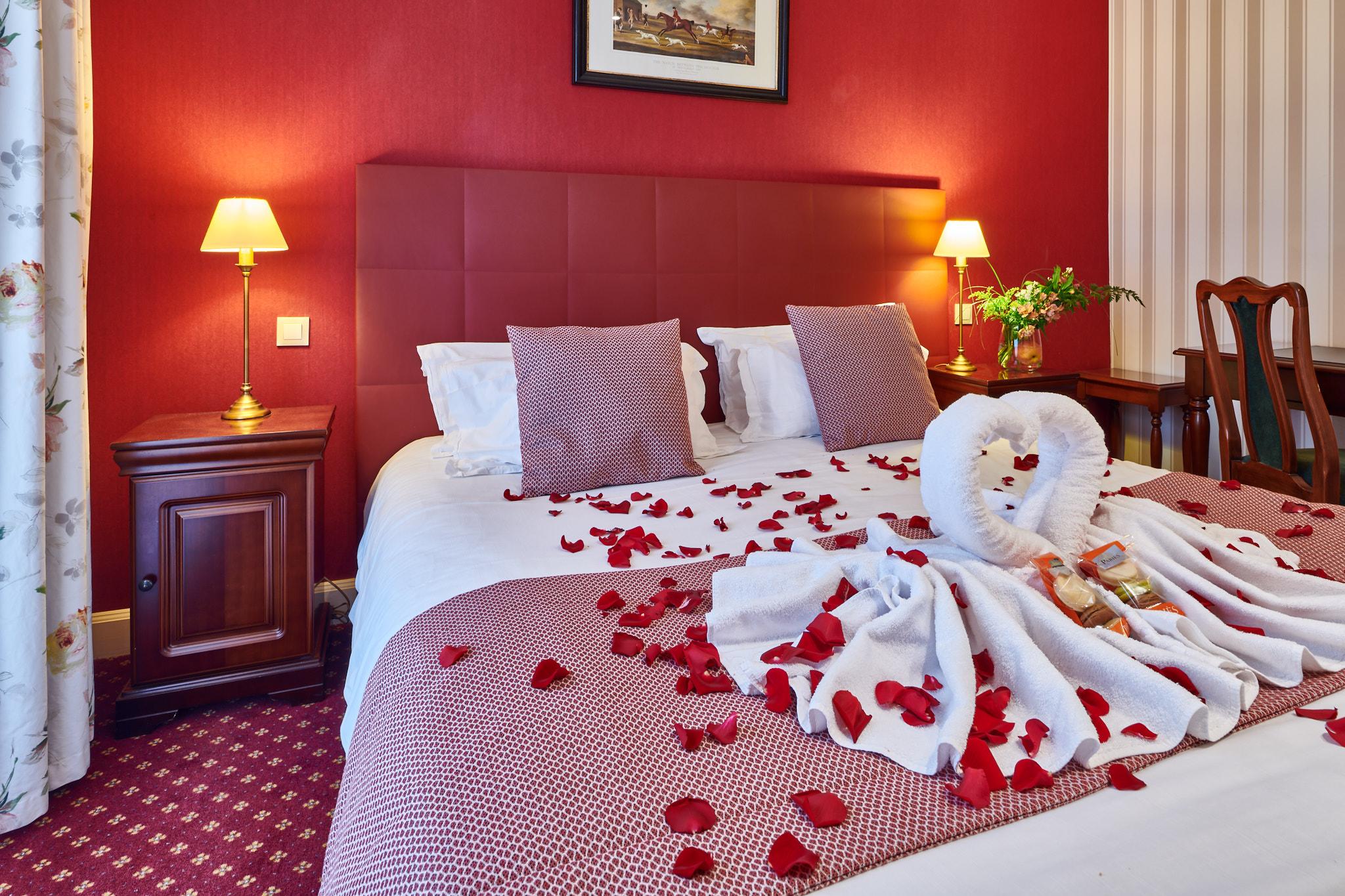 Hotel Georges Vi 3*